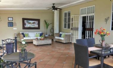 SE VENDE CASA TIPO DUPLEX EN BETHANIA