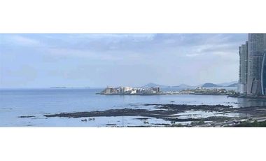 SE VENDE APARTAMENTO DE 3REC.FRENTE AL MAR, PH SAN FRANCISCO BAY(X2P)
