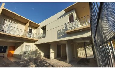 ALQUILO · DEPTO PRIMER PISO · 2 DORM · GUAYMALLEN ·  R. VENETO ·
