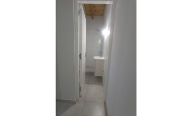 ALQUILO · DEPTO PRIMER PISO · 2 DORM · GUAYMALLEN ·  R. VENETO ·
