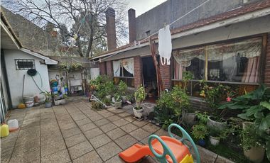 chalet a la venta Punta Mogotes 2 dorm. + quincho y entrepiso