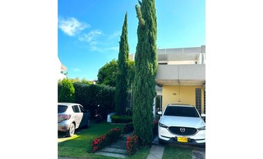 VENTA DE CASA CAMPESTRE EN EL CASTILLO JAMUNDI VALLE