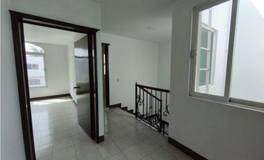 CASA CALIFORNIA, 3 RECAMARAS, FRACC ROYAL COUNTRY, SAHUAYO MICHOACAN