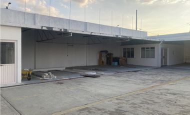 TERRENO COMERCIAL EN RENTA