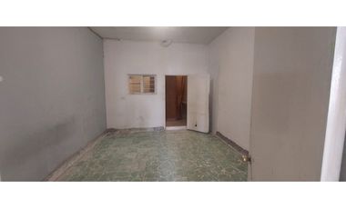 EDIFICIO EN VENTA CON 6 LOCALES EN CENTRO, EDA