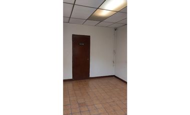 EDIFICIO EN VENTA CON 6 LOCALES EN CENTRO, EDA