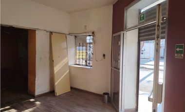 EDIFICIO EN VENTA CON 6 LOCALES EN CENTRO, EDA