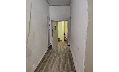 EDIFICIO EN VENTA CON 6 LOCALES EN CENTRO, EDA