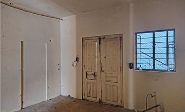 EDIFICIO EN VENTA CON 6 LOCALES EN CENTRO, EDA