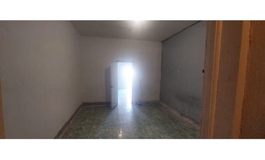EDIFICIO EN VENTA CON 6 LOCALES EN CENTRO, EDA