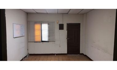 EDIFICIO EN VENTA CON 6 LOCALES EN CENTRO, EDA
