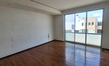 CASA EN RENTA EN RINCON DE ALTOZANO, MORELIA