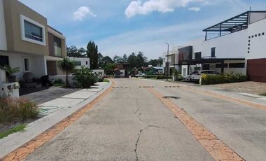 CASA EN RENTA EN RINCON DE ALTOZANO, MORELIA