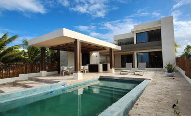 Casa en venta frente al mar 5 recámaras