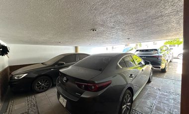 Casa en venta Zona Virreyes, Zapopan, Jal.