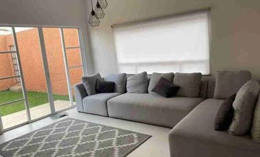 Casa en  Renta Amueblada Villas Regina. San Jerónimo Chicahualco, Metepec.