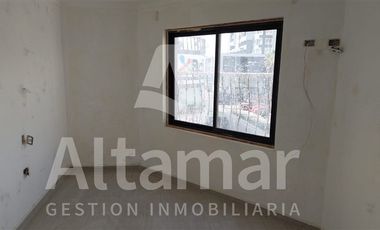 Local Comercial en Venta en Aldunate esquina Las Heras