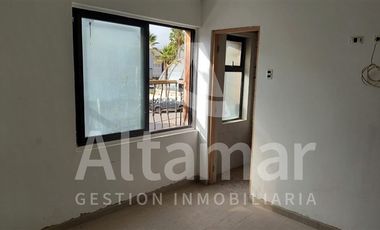 Local Comercial en Venta en Aldunate esquina Las Heras