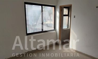 Local Comercial en Venta en Aldunate esquina Las Heras