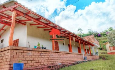 Casa-Finca en Venta Ubicado en GUARNE Codigo 2468