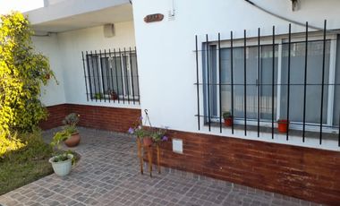 Casa en venta en Burzaco Oeste