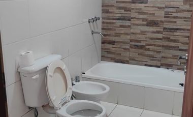Dúplex en alquiler c/ cochera en Concordia