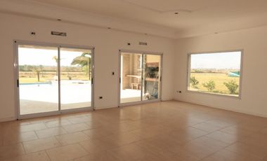 Casa en venta en Canning