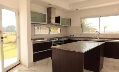 Casa en venta en Canning