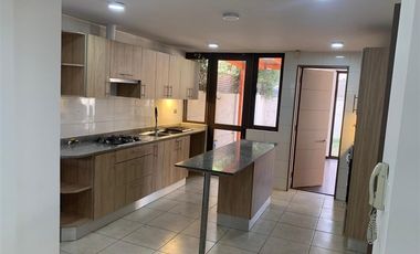 Casa en Arriendo en Condominio Los Poleros