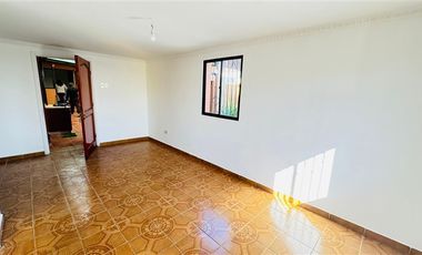 Casa en Venta en QUINCHAMALI, LA REINA