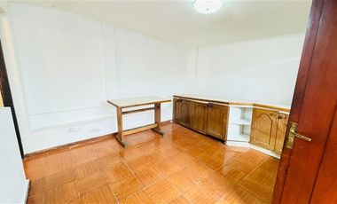 Casa en Venta en QUINCHAMALI, LA REINA