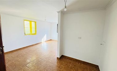 Casa en Venta en QUINCHAMALI, LA REINA