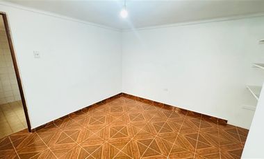 Casa en Venta en QUINCHAMALI, LA REINA