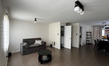 ARRIENDO LO CAMPINO CASA CONDOMINIO