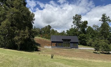 Casa En Venta De 4 Dorm. En Pucón Sector Candelaria