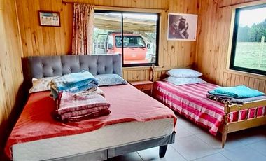 ACOGEDORA CASA FAMILIAR EN PARCELA