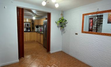 ARRIENDO BELLISIMA CASA EN QUILICURA