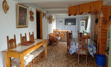 ÚNICA E IRREPETIBLE, 4 HERMOSAS CASAS EN SEGURO BARRIO !!!!!