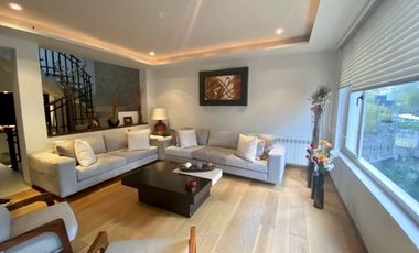 Casa en condominio en venta  Lomas Anáhuac con áreas comunes