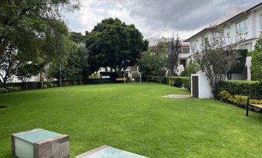 Casa en condominio en venta  Lomas Anáhuac con áreas comunes