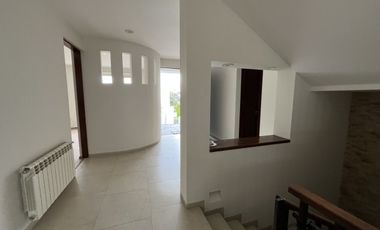 Casa en condominio en venta  Lomas Anáhuac con áreas comunes
