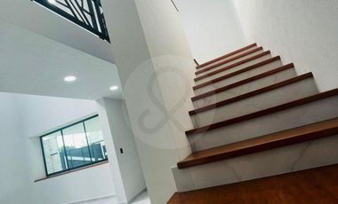 San Matias Casa en venta en San Salvador Tizatlalli