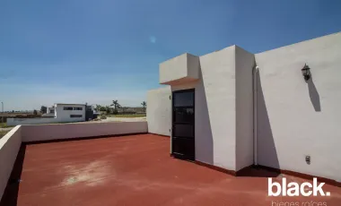 Casa en Venta en Paso del Arroyo, Francisco Z. Mena, Puebla