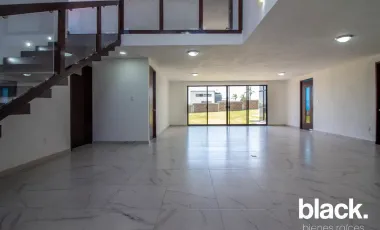 Casa en Venta en Paso del Arroyo, Francisco Z. Mena, Puebla