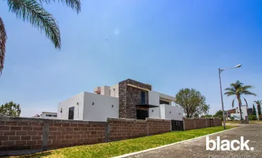 Casa en Venta en Paso del Arroyo, Francisco Z. Mena, Puebla