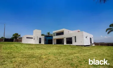 Casa en Venta en Paso del Arroyo, Francisco Z. Mena, Puebla