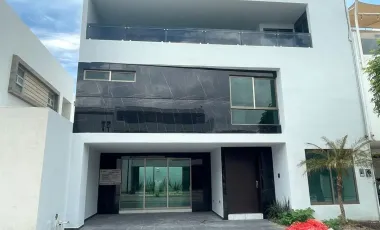 Casa en Venta en Lomas de Angelópolis, Ocoyucan, Puebla