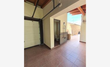 Casa en Venta en Santa Cruz Guadalupe, Puebla, Puebla
