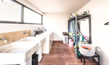 Casa en Venta en Santa Cruz Guadalupe, Puebla, Puebla