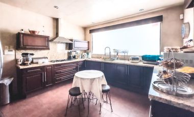 Casa en Venta en Santa Cruz Guadalupe, Puebla, Puebla